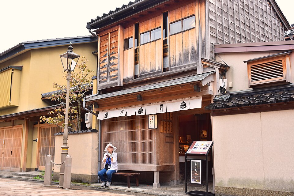 Higashi Chaya